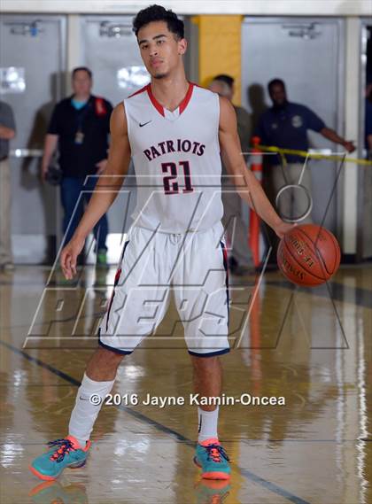 Thumbnail 2 in La Salle vs. Viewpoint (CIF SS D3A Final) photogallery.