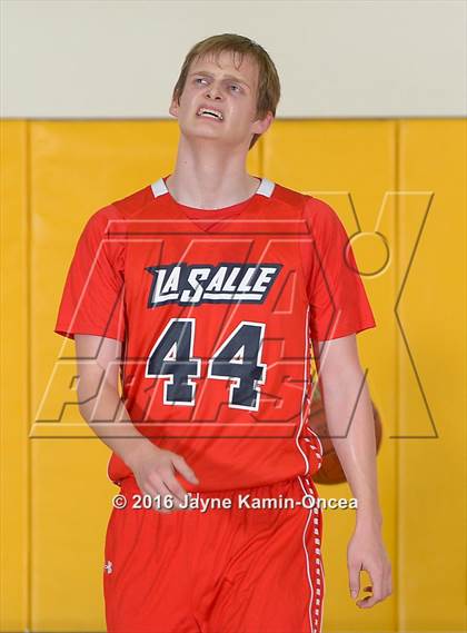 Thumbnail 2 in La Salle vs. Viewpoint (CIF SS D3A Final) photogallery.