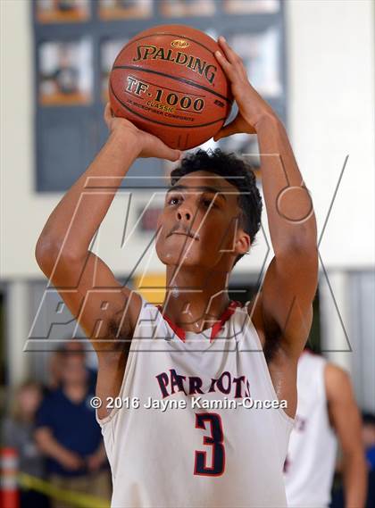 Thumbnail 1 in La Salle vs. Viewpoint (CIF SS D3A Final) photogallery.
