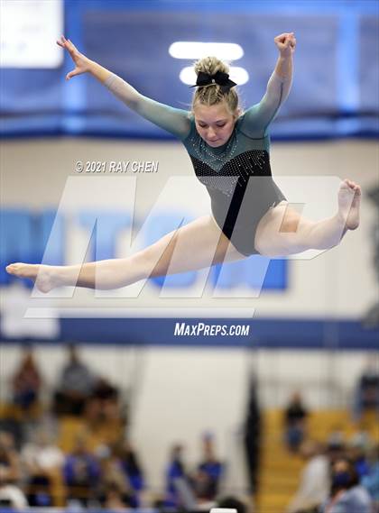 Thumbnail 2 in CHSAA Individual Championships (Rotation One) photogallery.
