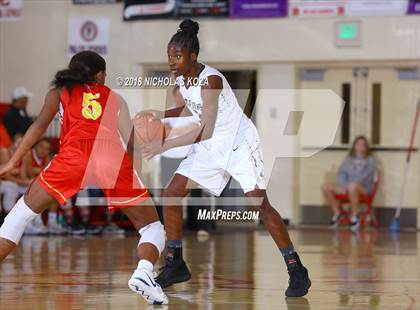Thumbnail 3 in West Torrance vs. Cathedral Catholic (Battle at the Beach) photogallery.