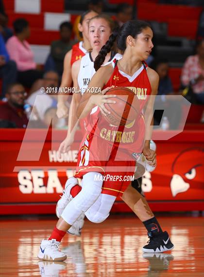 Thumbnail 3 in West Torrance vs. Cathedral Catholic (Battle at the Beach) photogallery.