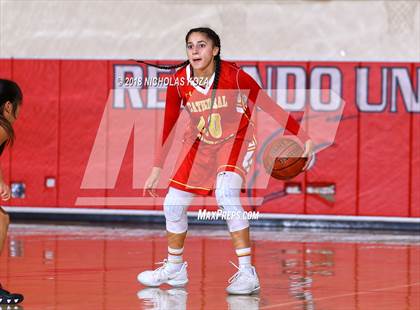 Thumbnail 3 in West Torrance vs. Cathedral Catholic (Battle at the Beach) photogallery.