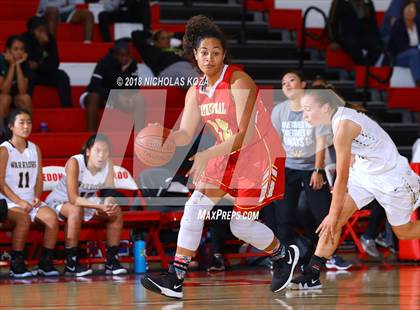 Thumbnail 3 in West Torrance vs. Cathedral Catholic (Battle at the Beach) photogallery.