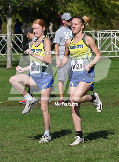 Thumbnail 2 in UIL Cross Country 1A Finals (2 Mile) photogallery.
