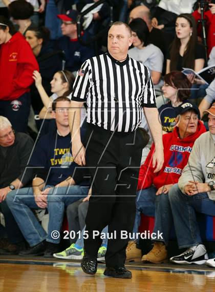 Thumbnail 2 in Cameron County vs. DuBois Central Catholic (District IX Quarterfinal) photogallery.