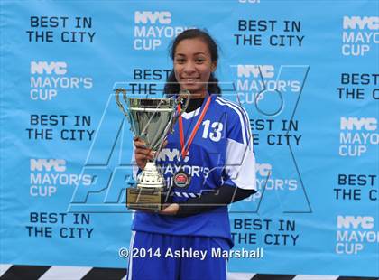 Thumbnail 2 in PSAL All-Stars vs Independent All-Stars (NYC Mayor's Cup) photogallery.