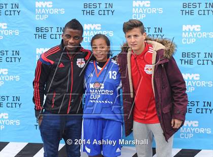 Thumbnail 2 in PSAL All-Stars vs Independent All-Stars (NYC Mayor's Cup) photogallery.