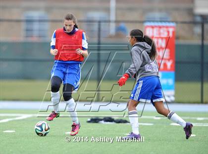Thumbnail 2 in PSAL All-Stars vs Independent All-Stars (NYC Mayor's Cup) photogallery.