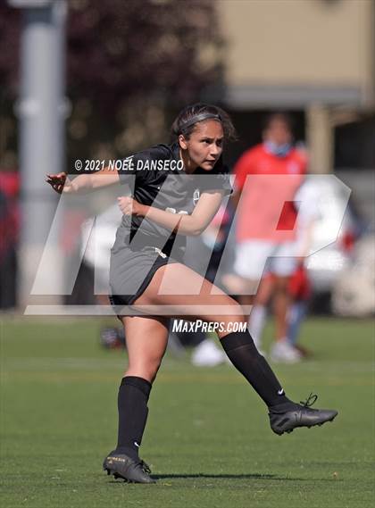 Thumbnail 2 in St. Ignatius @ Archbishop Mitty photogallery.