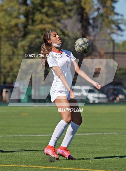 Thumbnail 1 in St. Ignatius @ Archbishop Mitty photogallery.