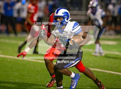 Thumbnail 3 in Ladue Horton Watkins @ Chaminade (MSHSAA Class 5 Semifinal) photogallery.