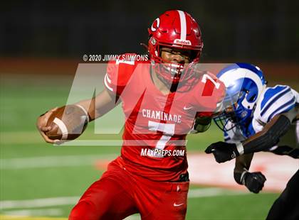 Thumbnail 3 in Ladue Horton Watkins @ Chaminade (MSHSAA Class 5 Semifinal) photogallery.