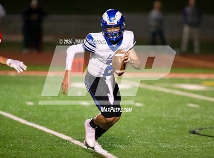 Thumbnail 2 in Ladue Horton Watkins @ Chaminade (MSHSAA Class 5 Semifinal) photogallery.