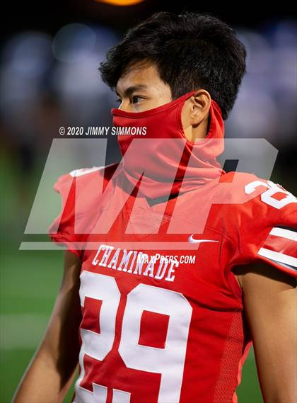 Thumbnail 1 in Ladue Horton Watkins @ Chaminade (MSHSAA Class 5 Semifinal) photogallery.