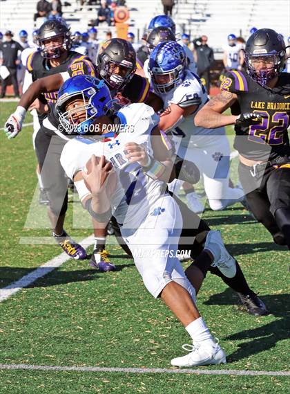 Thumbnail 2 in Fairfax @ Lake Braddock (VHSL Region Final Class 6C) photogallery.