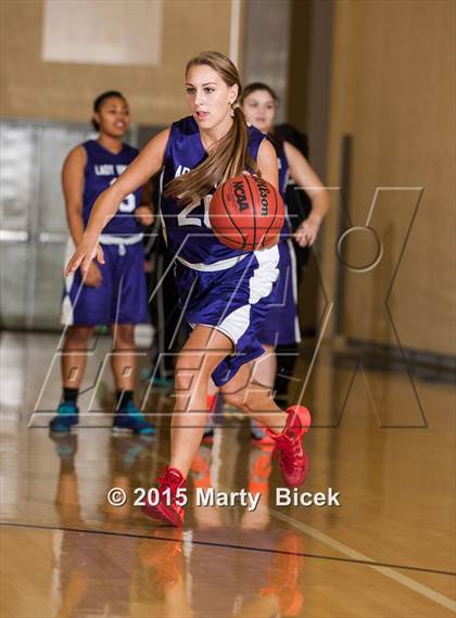 Thumbnail 3 in Johansen @ Enochs photogallery.