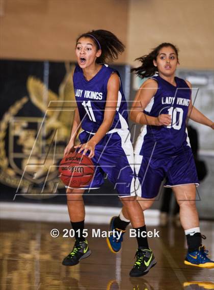 Thumbnail 2 in Johansen @ Enochs photogallery.