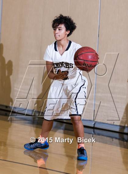 Thumbnail 1 in Johansen @ Enochs photogallery.