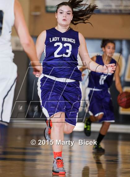 Thumbnail 1 in Johansen @ Enochs photogallery.