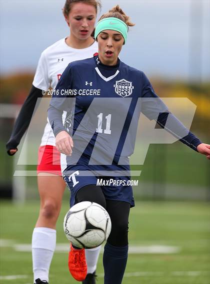 Thumbnail 2 in Webster Thomas @ Penfield (Section 5 Class AA Quarterfinal) photogallery.