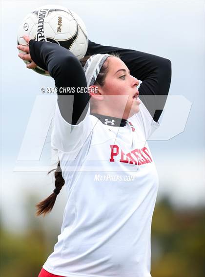 Thumbnail 1 in Webster Thomas @ Penfield (Section 5 Class AA Quarterfinal) photogallery.
