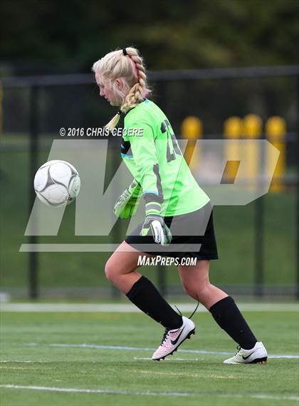 Thumbnail 3 in Webster Thomas @ Penfield (Section 5 Class AA Quarterfinal) photogallery.