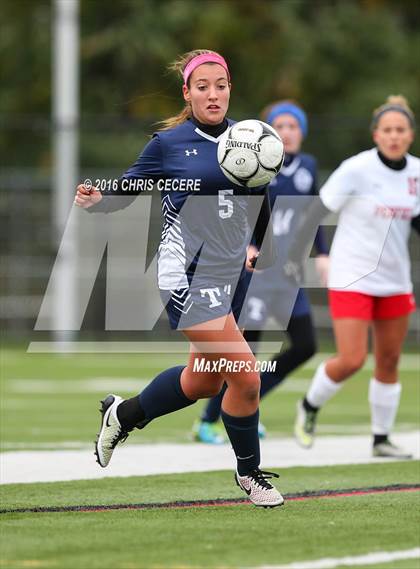 Thumbnail 3 in Webster Thomas @ Penfield (Section 5 Class AA Quarterfinal) photogallery.