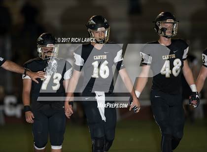 Thumbnail 1 in Brea Olinda @ Canyon photogallery.