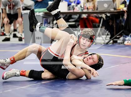Thumbnail 1 in NYSPHSAA Wrestling Dual Finals Round 1 (Plainedge vs Port Jervis) photogallery.