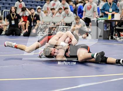 Thumbnail 3 in NYSPHSAA Wrestling Dual Finals Round 1 (Plainedge vs Port Jervis) photogallery.