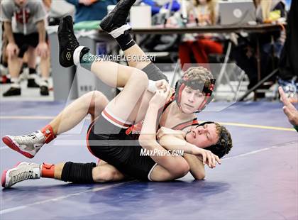 Thumbnail 3 in NYSPHSAA Wrestling Dual Finals Round 1 (Plainedge vs Port Jervis) photogallery.
