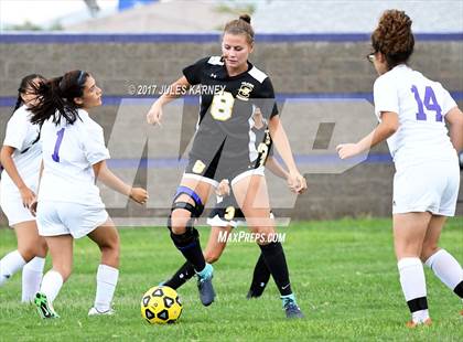 Thumbnail 3 in Clark vs. Durango photogallery.