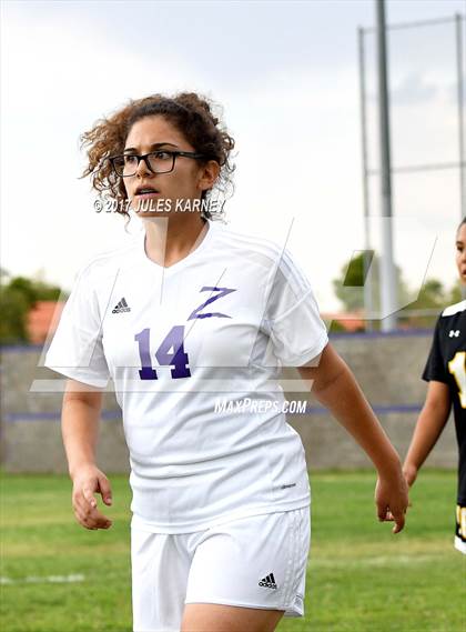 Thumbnail 2 in Clark vs. Durango photogallery.