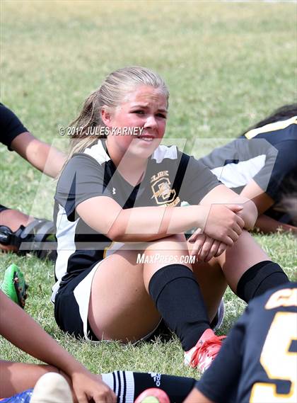 Thumbnail 3 in Clark vs. Durango photogallery.