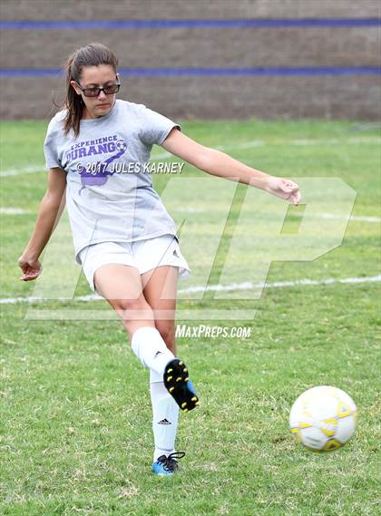Thumbnail 3 in Clark vs. Durango photogallery.