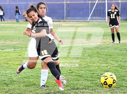 Thumbnail 3 in Clark vs. Durango photogallery.