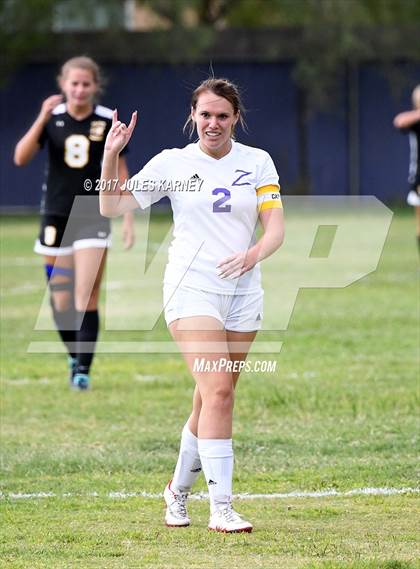 Thumbnail 2 in Clark vs. Durango photogallery.