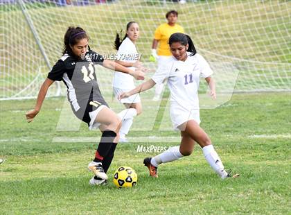 Thumbnail 2 in Clark vs. Durango photogallery.