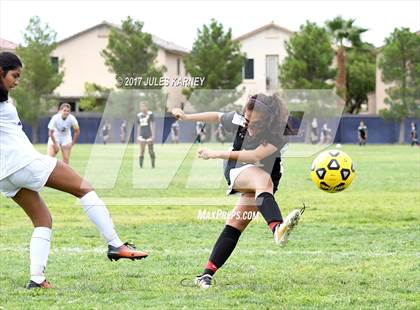 Thumbnail 2 in Clark vs. Durango photogallery.