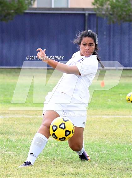 Thumbnail 2 in Clark vs. Durango photogallery.