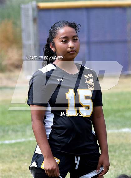 Thumbnail 2 in Clark vs. Durango photogallery.