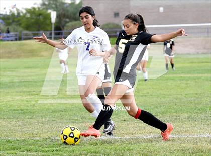 Thumbnail 3 in Clark vs. Durango photogallery.