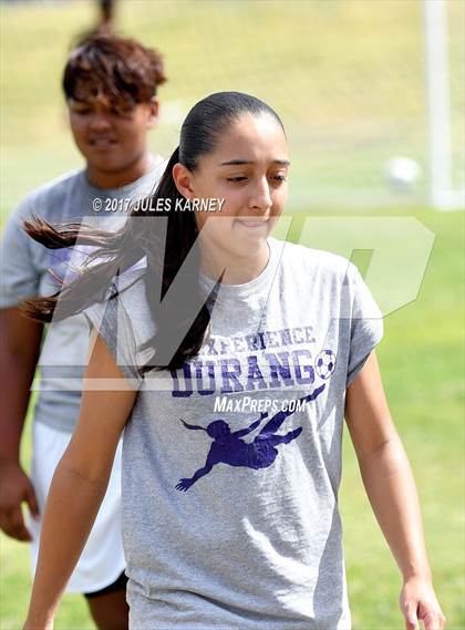 Thumbnail 2 in Clark vs. Durango photogallery.