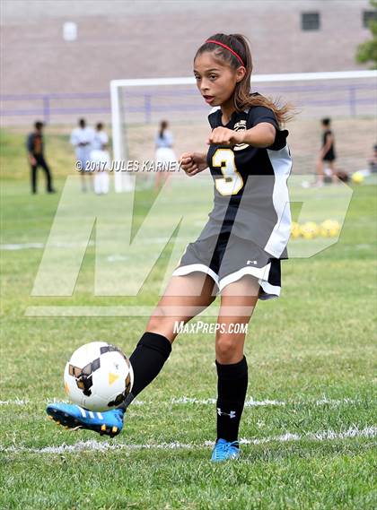 Thumbnail 3 in Clark vs. Durango photogallery.