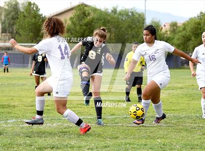 Thumbnail 2 in Clark vs. Durango photogallery.