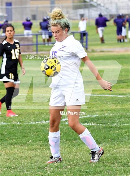 Thumbnail 2 in Clark vs. Durango photogallery.