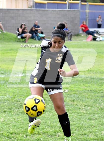 Thumbnail 1 in Clark vs. Durango photogallery.