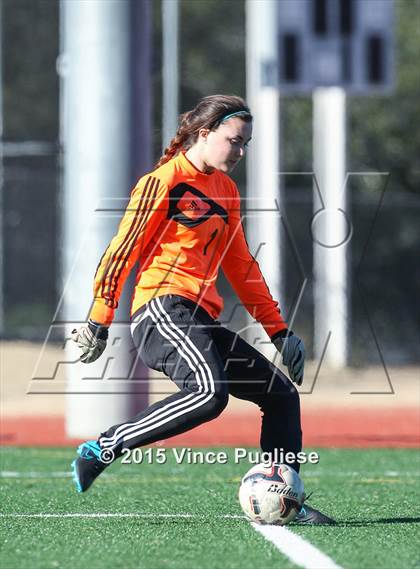 Thumbnail 3 in Flintridge Sacred Heart vs. West Ranch (Los Tacos Tournament) photogallery.