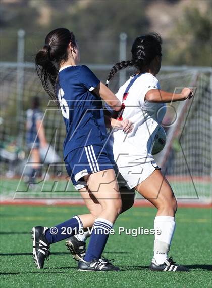 Thumbnail 2 in Flintridge Sacred Heart vs. West Ranch (Los Tacos Tournament) photogallery.